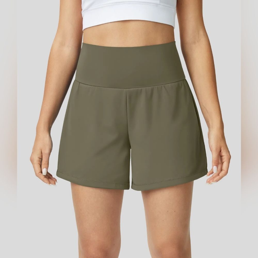 HALARA SUPER HIGH WAISTED BACK POCKET AND SIDE HIDDEN POCKET NWT